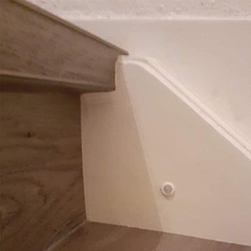 LED Treppenstufenbeleuchtung Philips Hue erweiterbar, mit Bewegungsmelder, Led Streifen 50 cm, Warmweiß 2700K, Komplettes Set für 10-16 Stufen (13 stufen) - 8