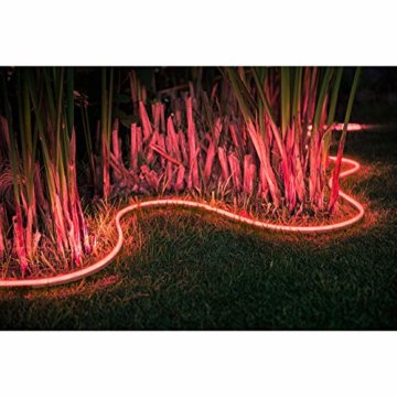 Philips Hue White & Col. Amb. Outdoor Lightstrip 5m, 1650 lm, dimmbar, 16 Mio. Farben, steuerbar via App, kompatibel mit Amazon Alexa (Echo, Echo Dot)220-240V/50/60Hz [Energieklasse G] - 3